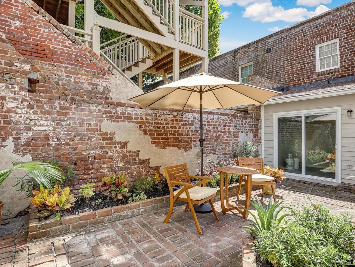 Gordon Inn Azalea Savannah Exterior foto