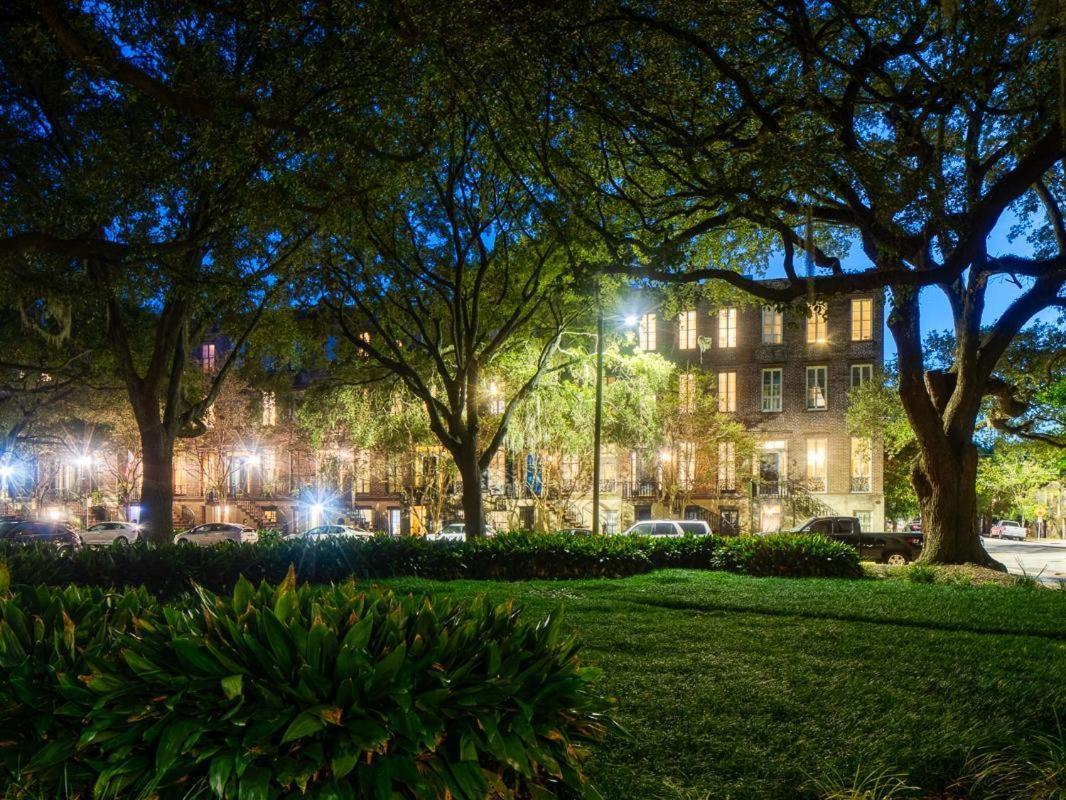 Gordon Inn Azalea Savannah Exterior foto