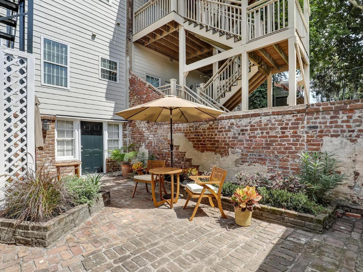 Gordon Inn Azalea Savannah Exterior foto
