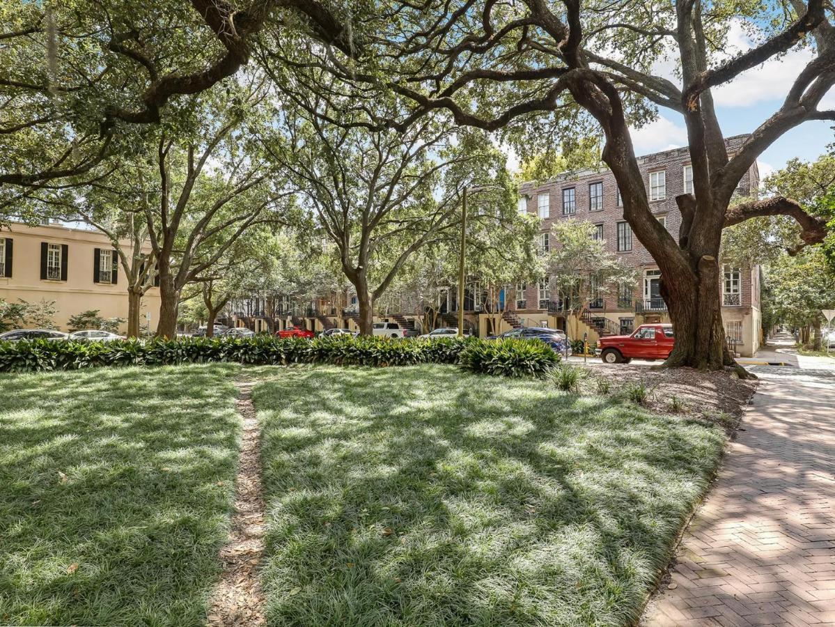 Gordon Inn Azalea Savannah Exterior foto