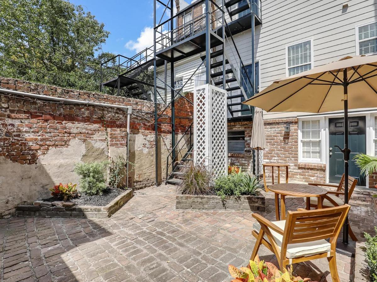 Gordon Inn Azalea Savannah Exterior foto